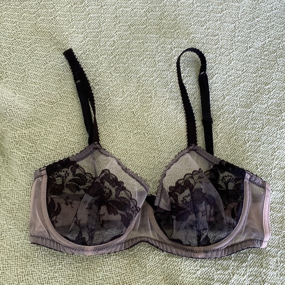 Journelle Luxury Lace Set Bra & Thong - Picture 2 of 6